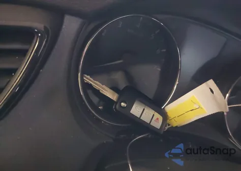 2017 Nissan Rogue S z USA, uszkodzony, nr VIN KNMAT2MV1HP604415